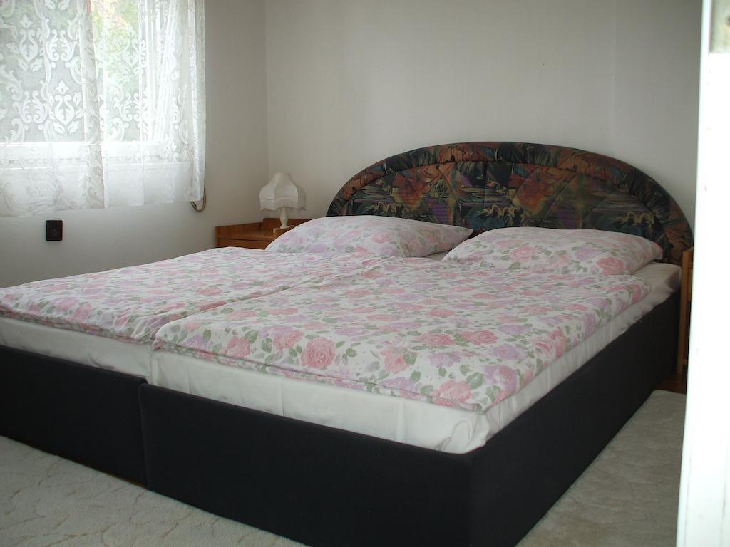 Oleander Holiday House Siofok Room photo